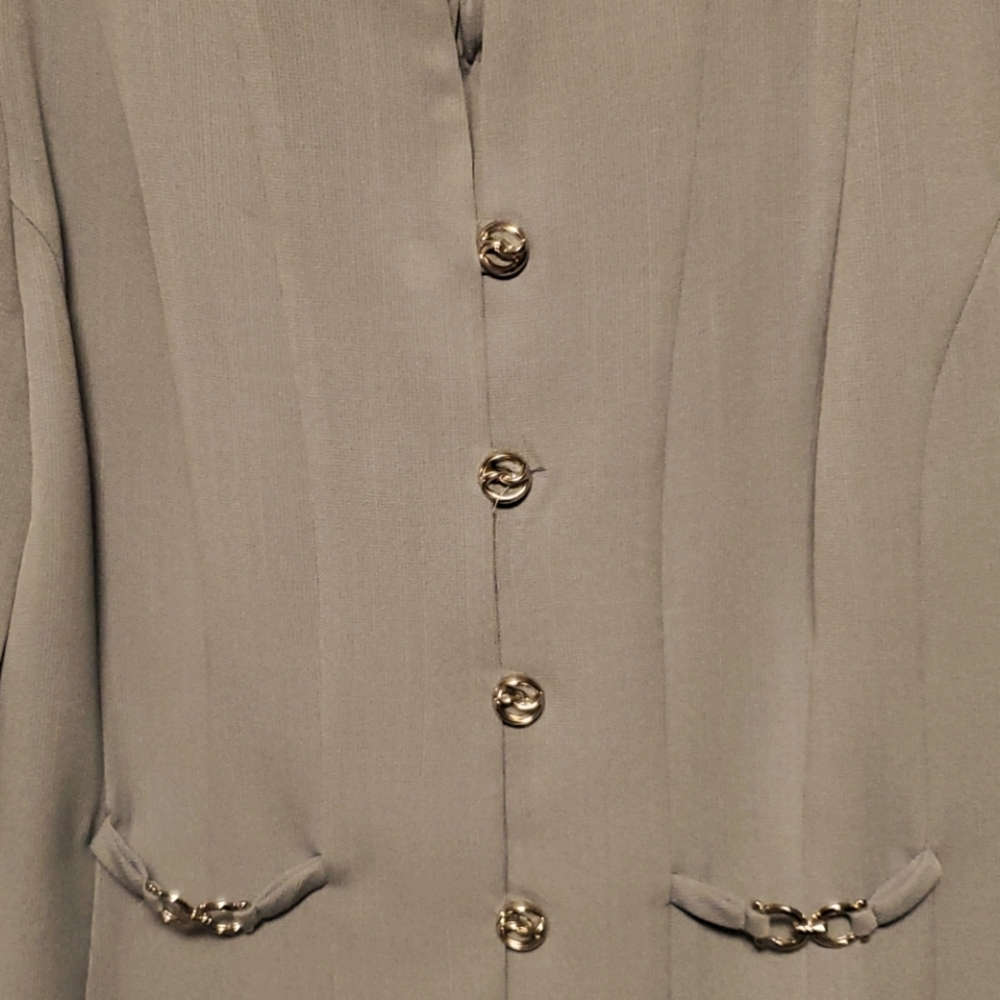 Kari's Korner 2-piece Pantsuit - Picture 2 of 5